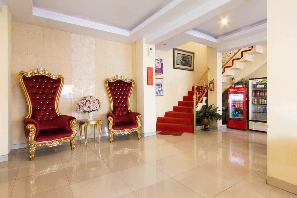 Wijaya Imperial Hotel Baturetno Екстер'єр фото