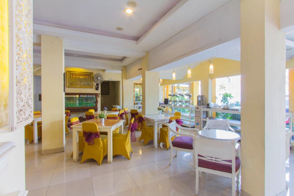 Wijaya Imperial Hotel Baturetno Екстер'єр фото