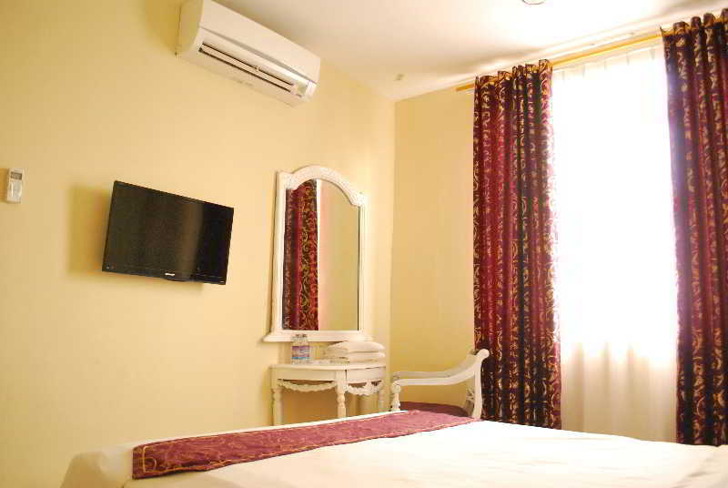 Wijaya Imperial Hotel Baturetno Екстер'єр фото